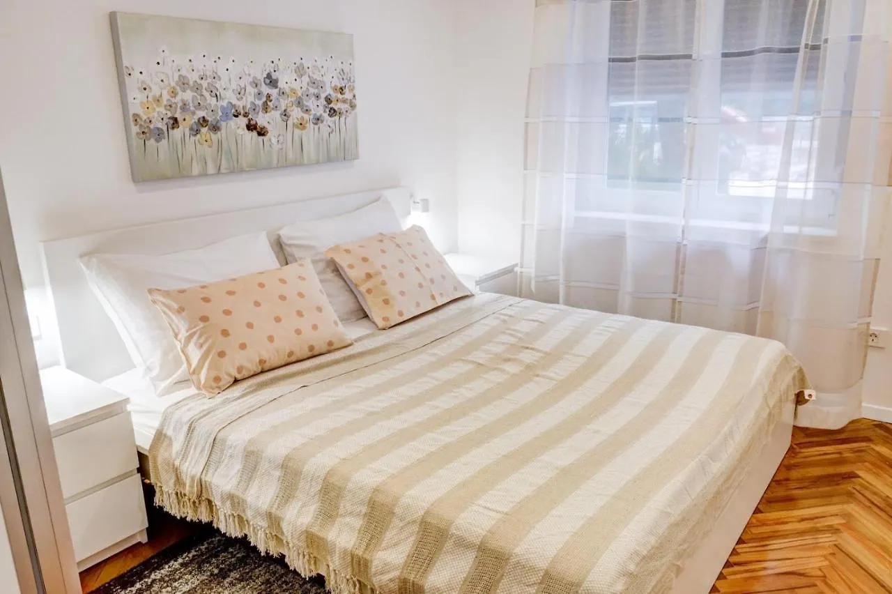 Paola Apartment Rijeka Croatia